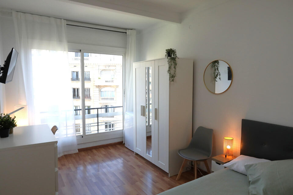 Plaça de Joaquim Folguera (Barcelona) – 2